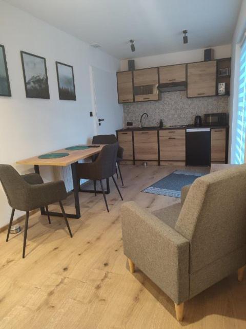 Appartement Trzy Kolory à Bielsko-Biała Extérieur photo